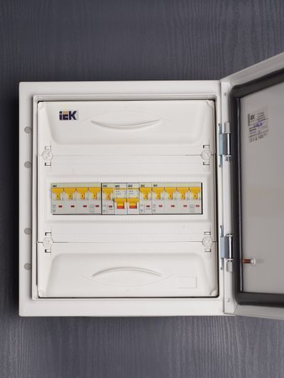 Выкл. нагрузки 1П 100А  IEK  ВН-32