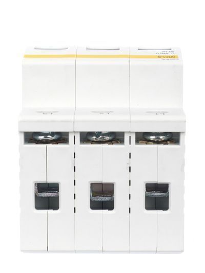 KARAT Ограничитель импульсного перенапряжения ОПС1-C 3P In=20кА Un=400В Im=40кА IEK