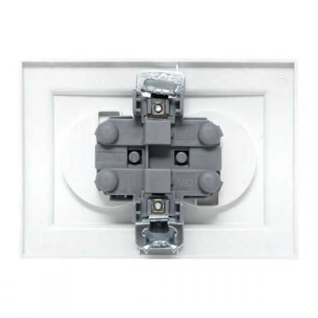 Минск Розетка 2-местная СП без заземления 10А белая с защ. штор. EKF Basic